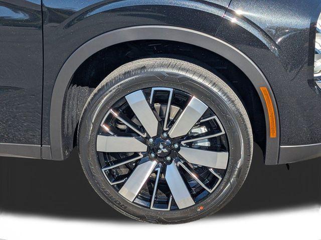 new 2026 Mitsubishi Outlander car, priced at $32,634