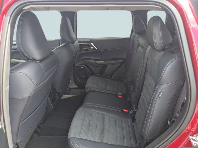 new 2026 Mitsubishi Outlander car, priced at $33,121