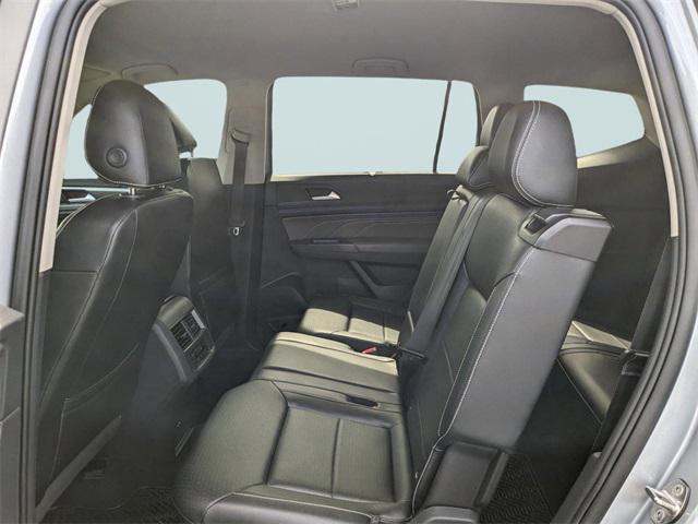 used 2021 Volkswagen Atlas car, priced at $15,000