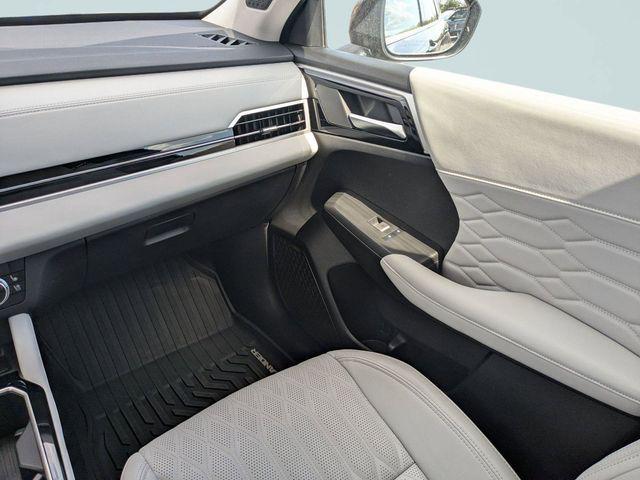 used 2025 Mitsubishi Outlander car, priced at $36,000