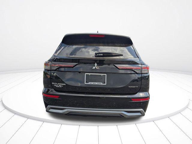 used 2025 Mitsubishi Outlander car, priced at $36,000