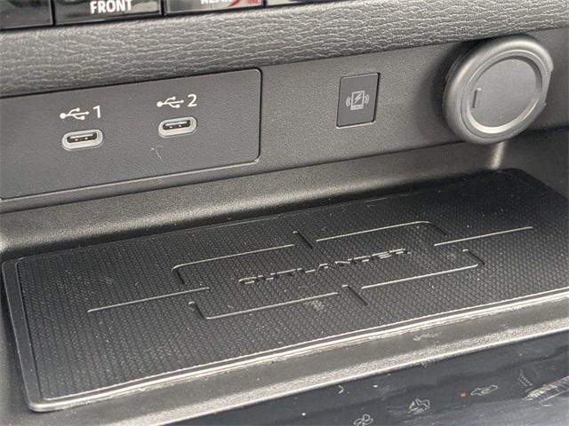 new 2025 Mitsubishi Outlander car, priced at $28,178