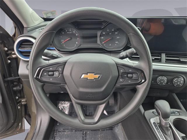 used 2024 Chevrolet Trax car, priced at $20,995