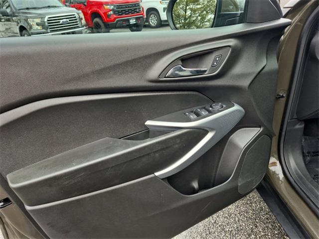 used 2024 Chevrolet Trax car, priced at $20,995