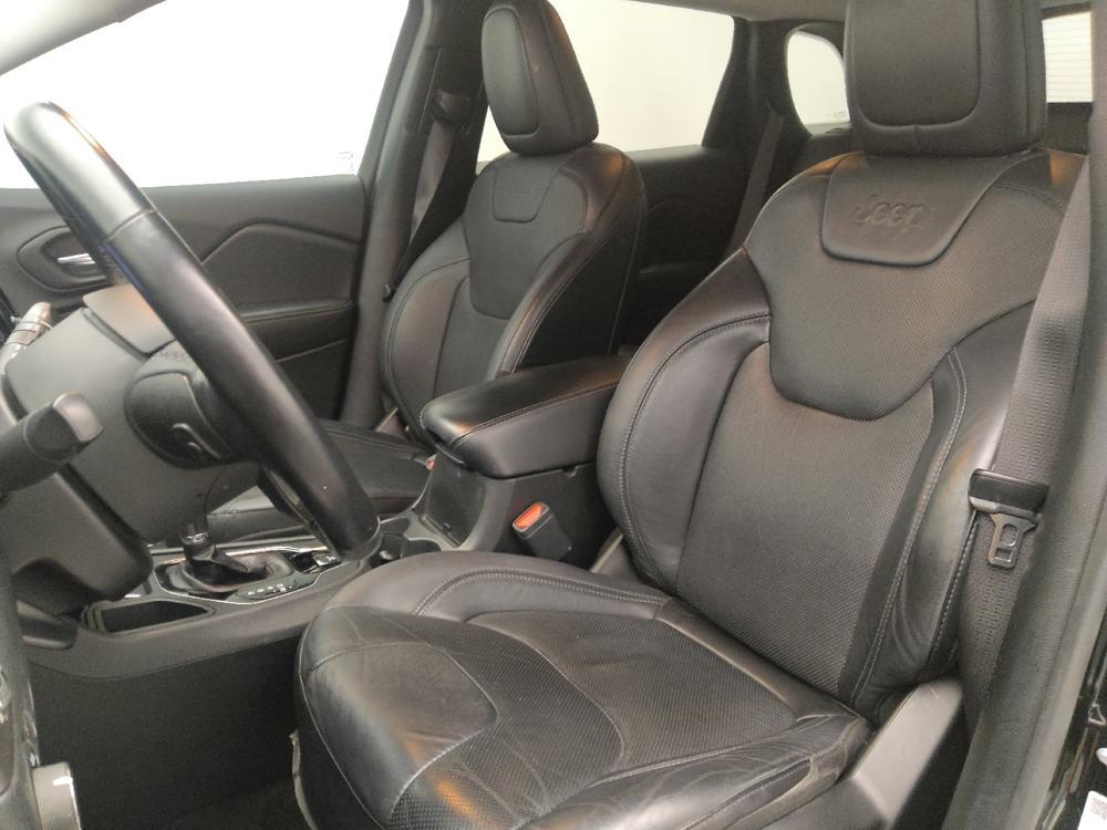 used 2020 Jeep Cherokee car, priced at $18,895