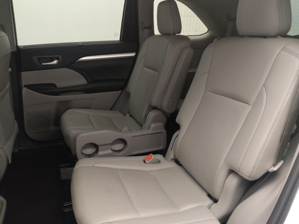 used 2019 Toyota Highlander car, priced at $24,095