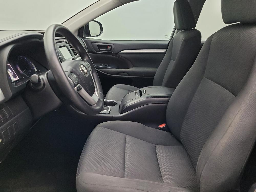 used 2018 Toyota Highlander car, priced at $20,395