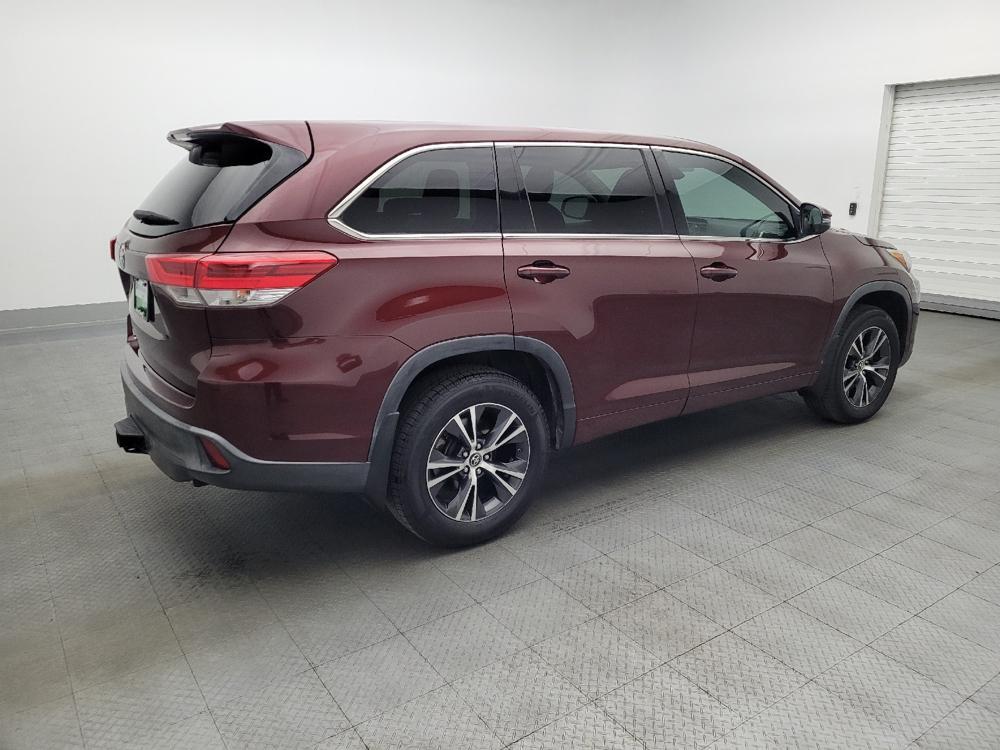used 2018 Toyota Highlander car, priced at $20,395