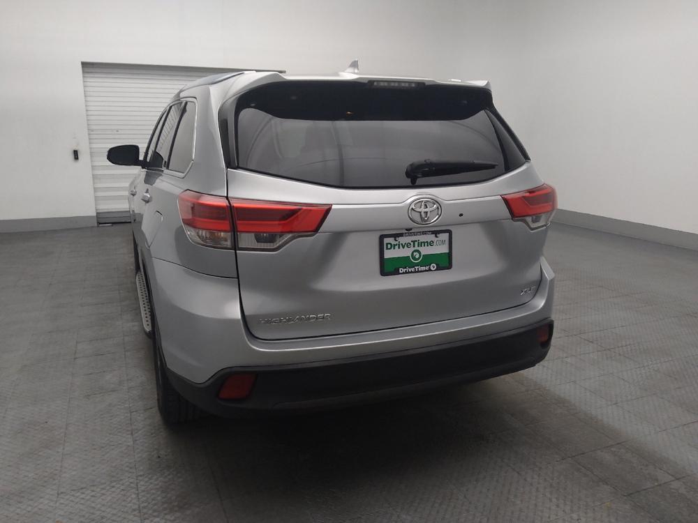 used 2019 Toyota Highlander car, priced at $24,495