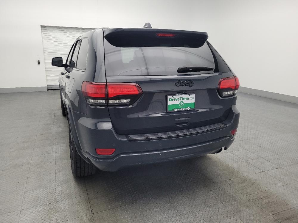 used 2018 Jeep Grand Cherokee car, priced at $19,495