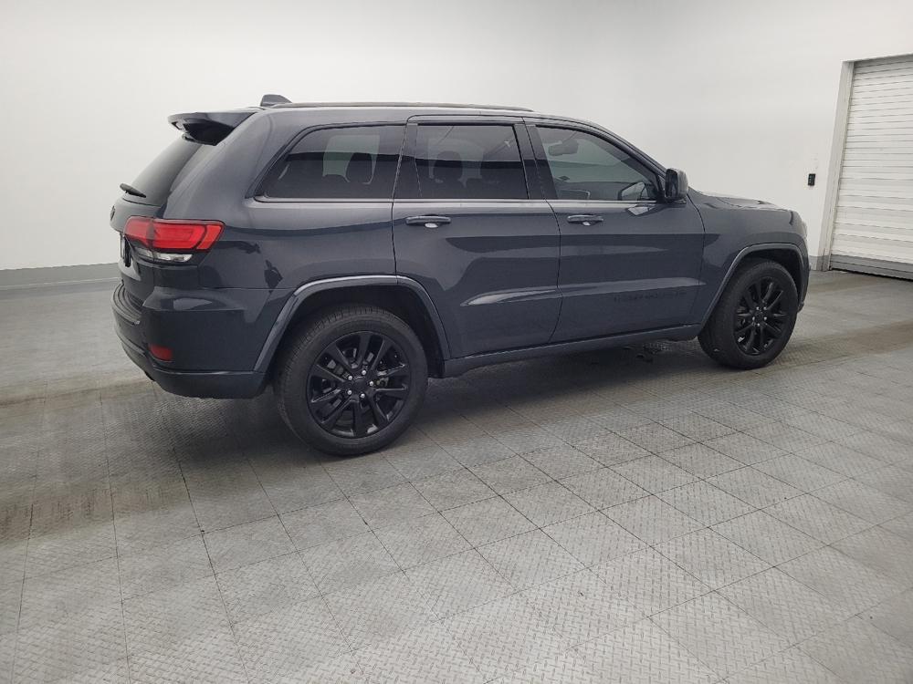 used 2018 Jeep Grand Cherokee car, priced at $19,495