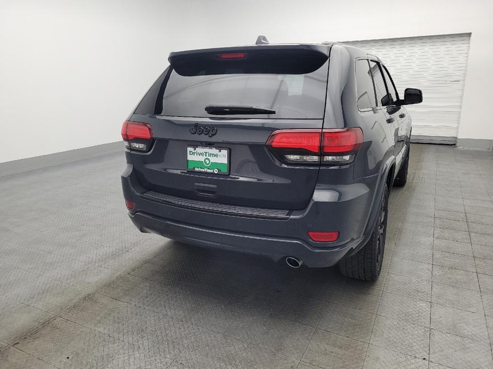 used 2018 Jeep Grand Cherokee car, priced at $19,495