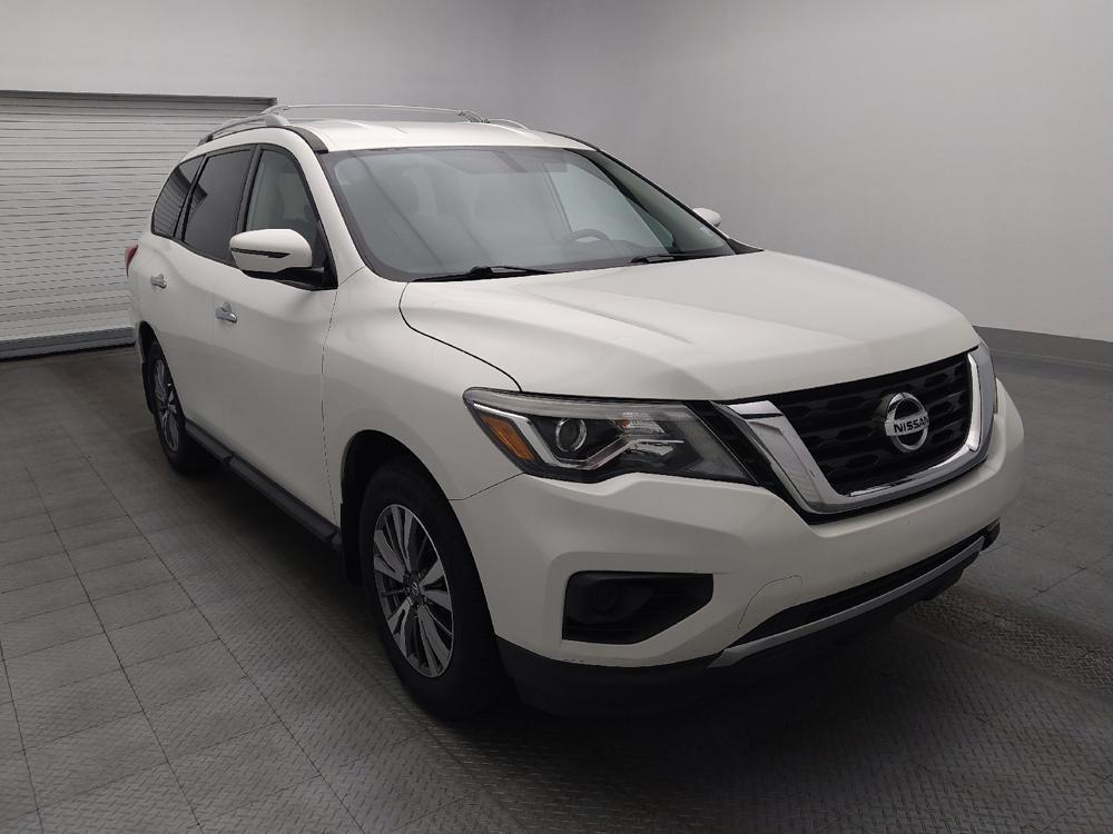 used 2020 Nissan Pathfinder car, priced at $17,095