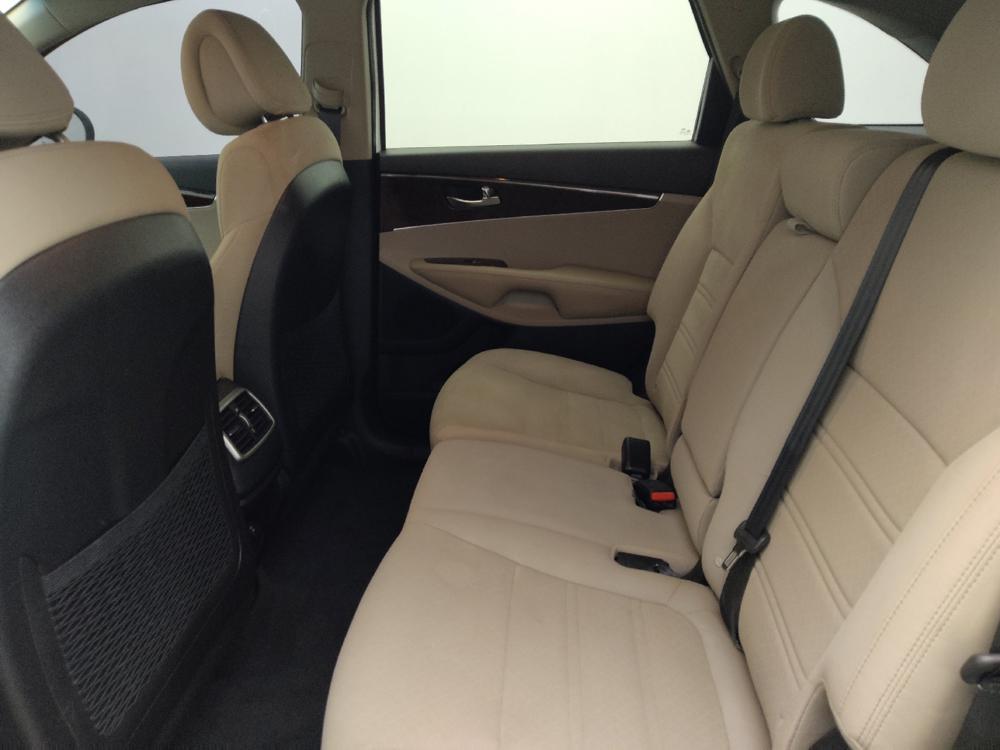 used 2016 Kia Sorento car, priced at $14,895