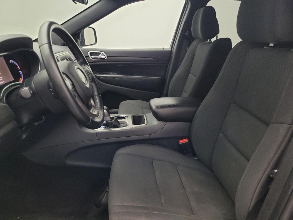 used 2018 Jeep Grand Cherokee car, priced at $17,195