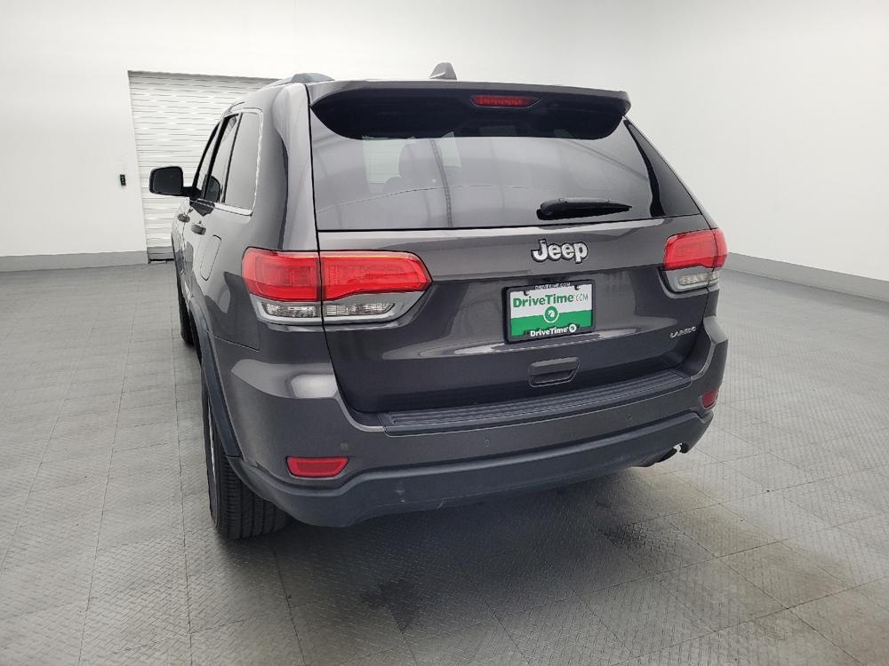 used 2018 Jeep Grand Cherokee car, priced at $17,195