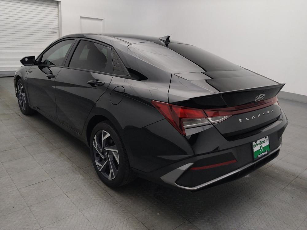 used 2025 Hyundai Elantra car, priced at $25,195