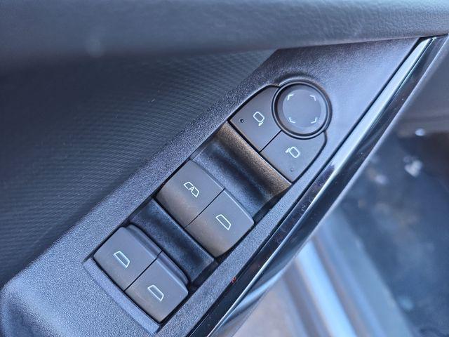 used 2025 Chevrolet Equinox car, priced at $27,308