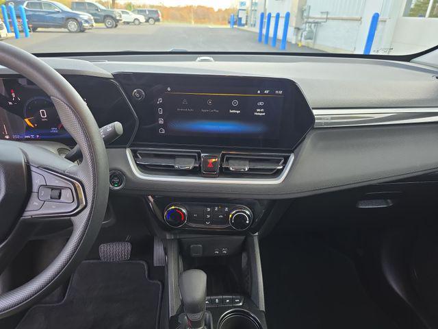 used 2025 Chevrolet TrailBlazer car, priced at $22,210