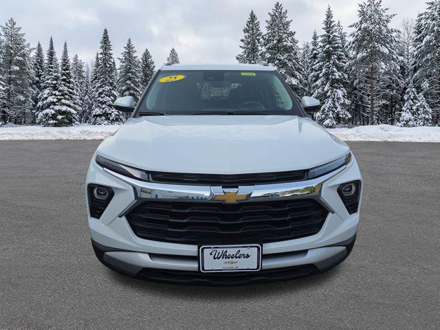 used 2025 Chevrolet TrailBlazer car, priced at $22,210