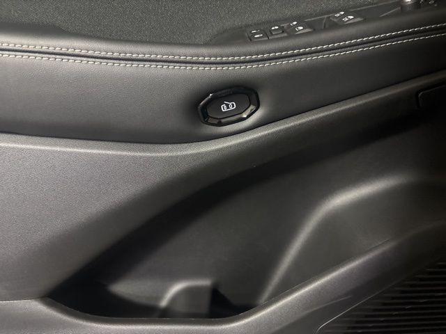 new 2026 Jeep Cherokee car, priced at $37,866
