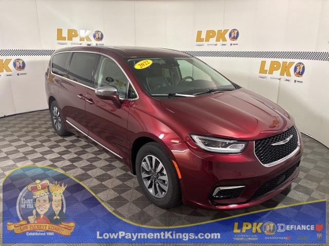 used 2022 Chrysler Pacifica Hybrid car, priced at $31,500
