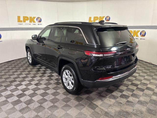 used 2023 Jeep Grand Cherokee car, priced at $25,599