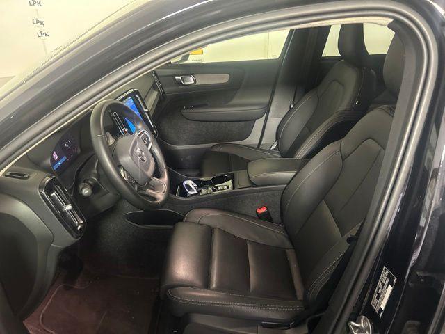 used 2025 Volvo XC40 car, priced at $31,500
