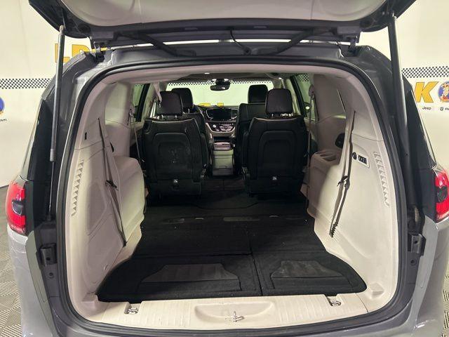 used 2022 Chrysler Pacifica car, priced at $22,000