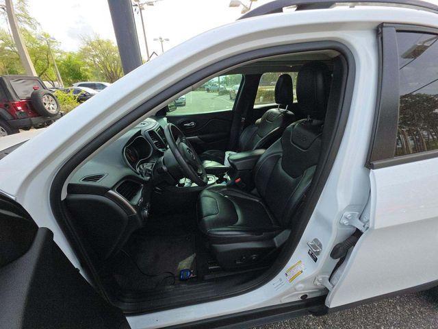 used 2022 Jeep Cherokee car, priced at $17,500