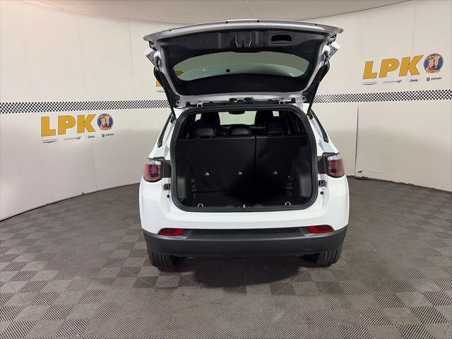 new 2026 Jeep Compass car, priced at $30,986