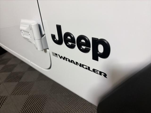 new 2026 Jeep Wrangler car, priced at $38,968