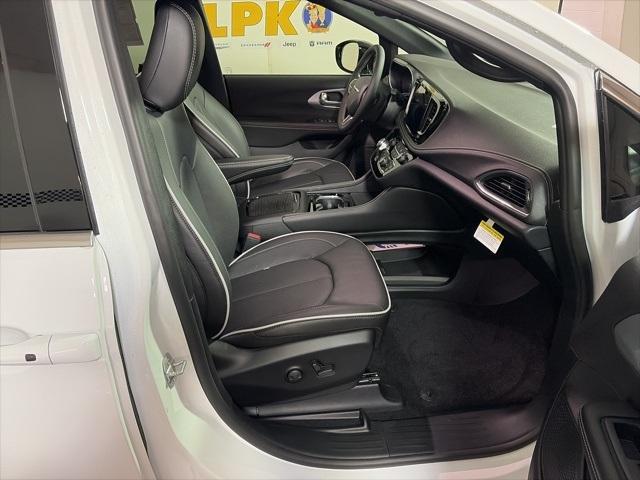 new 2026 Chrysler Pacifica car, priced at $46,188