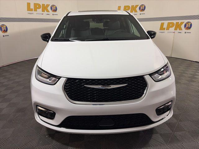 new 2026 Chrysler Pacifica car, priced at $46,188