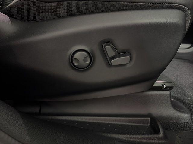 new 2026 Chrysler Pacifica car, priced at $46,188