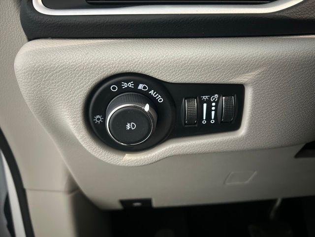 used 2024 Chrysler Pacifica car, priced at $24,750