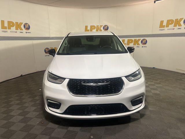 used 2024 Chrysler Pacifica car, priced at $24,750