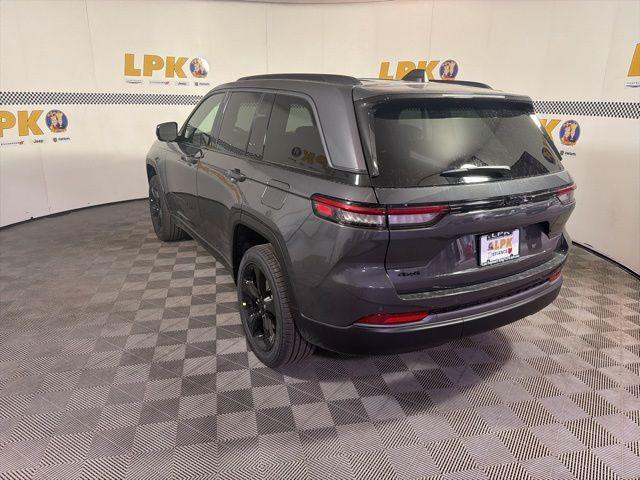 new 2026 Jeep Grand Cherokee car, priced at $49,998