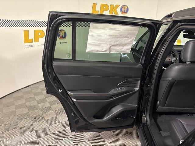 new 2026 Jeep Cherokee car, priced at $42,590