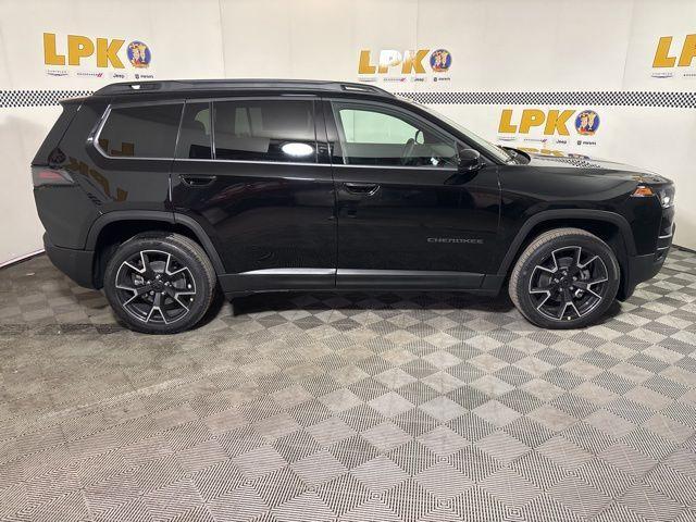 new 2026 Jeep Cherokee car, priced at $42,590