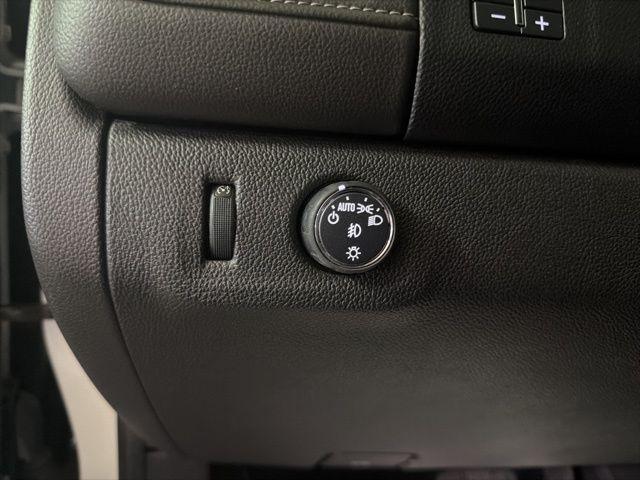 used 2022 GMC Canyon car, priced at $26,000