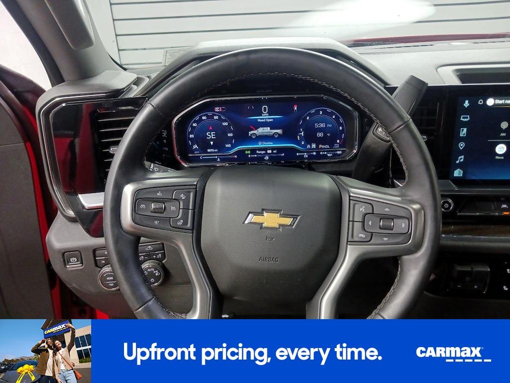 used 2025 Chevrolet Silverado 1500 car, priced at $39,998