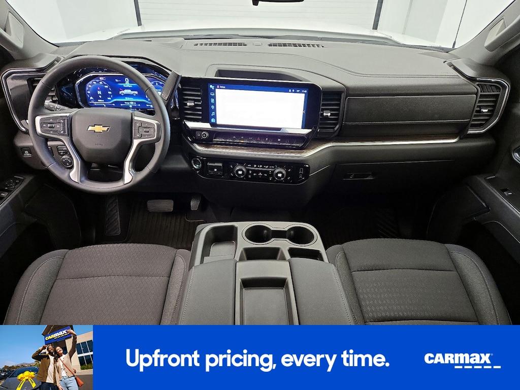 used 2025 Chevrolet Silverado 1500 car, priced at $41,998