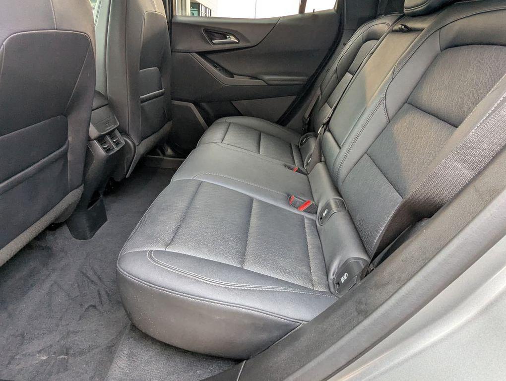 used 2025 Chevrolet Equinox car, priced at $23,995