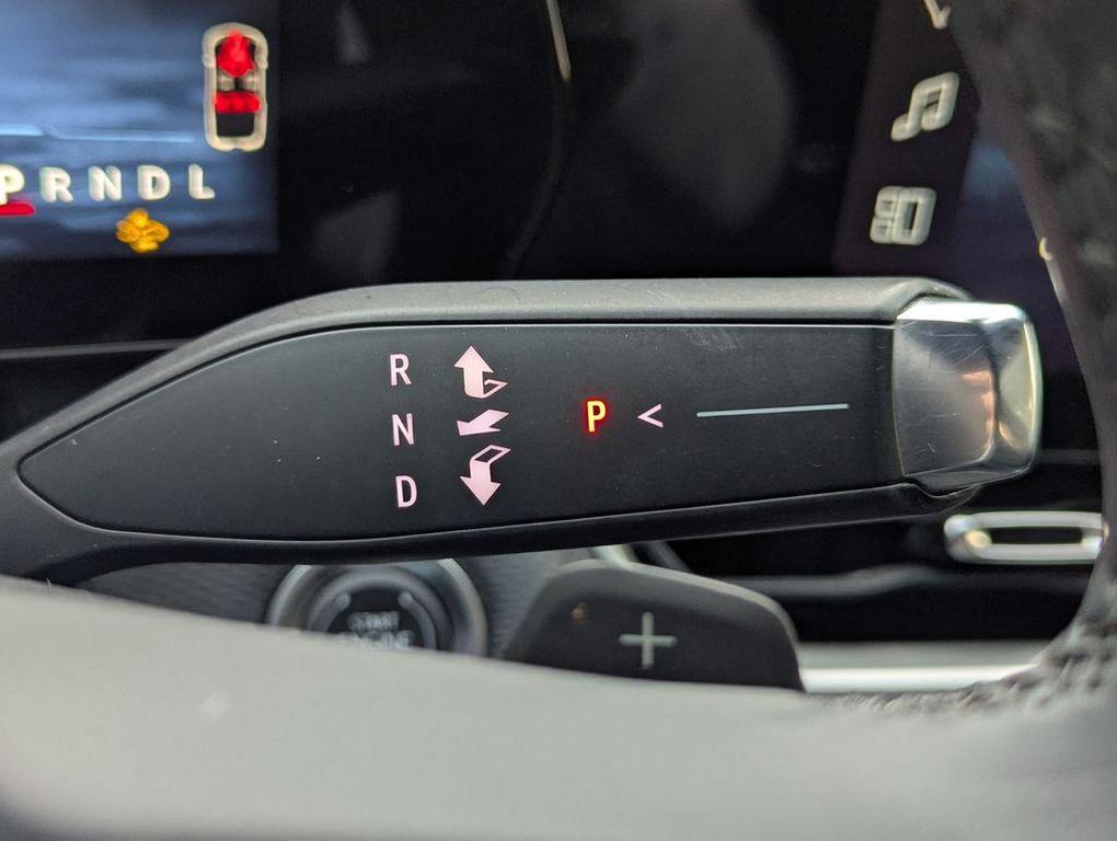 used 2025 Chevrolet Equinox car, priced at $23,995
