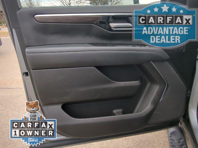 used 2025 Chevrolet Suburban car, priced at $69,998