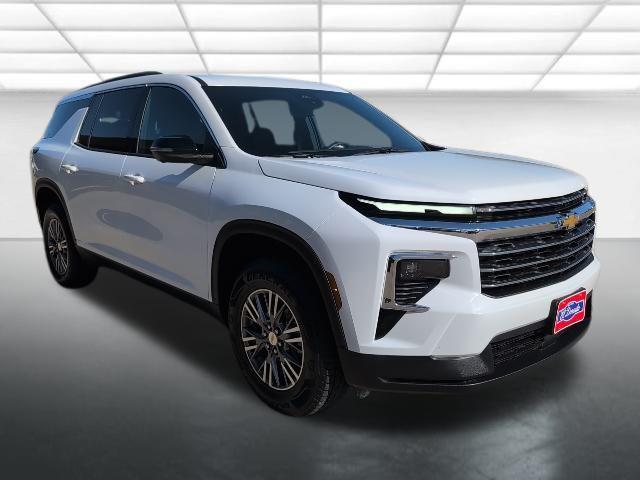 used 2024 Chevrolet Traverse car, priced at $36,995