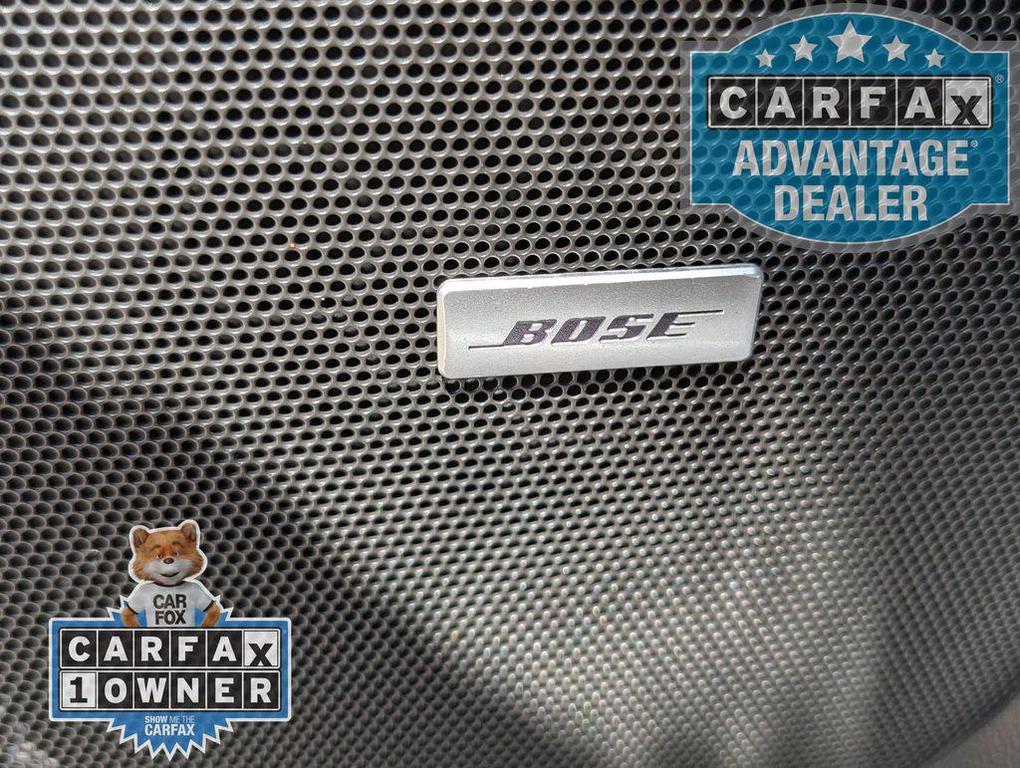 used 2023 Chevrolet Traverse car, priced at $33,695