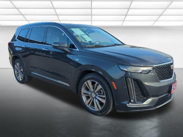 used 2022 Cadillac XT6 car, priced at $28,895