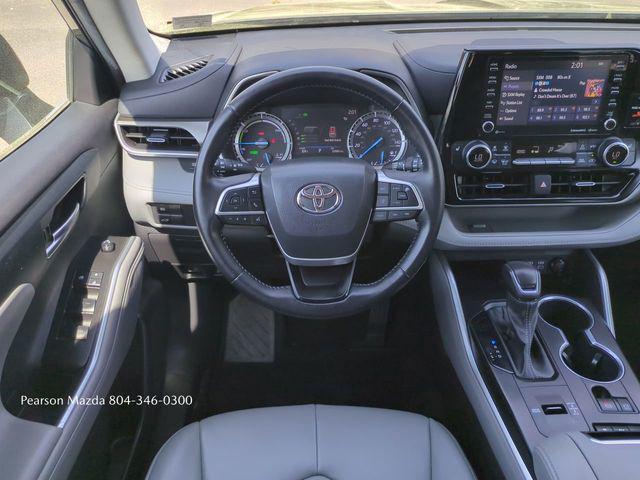 used 2022 Toyota Highlander Hybrid car, priced at $35,615
